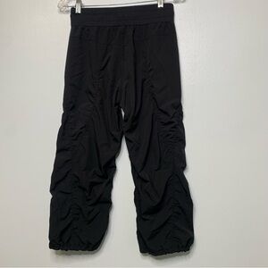 Kyodan Black Workout Capri Pants . size XS.